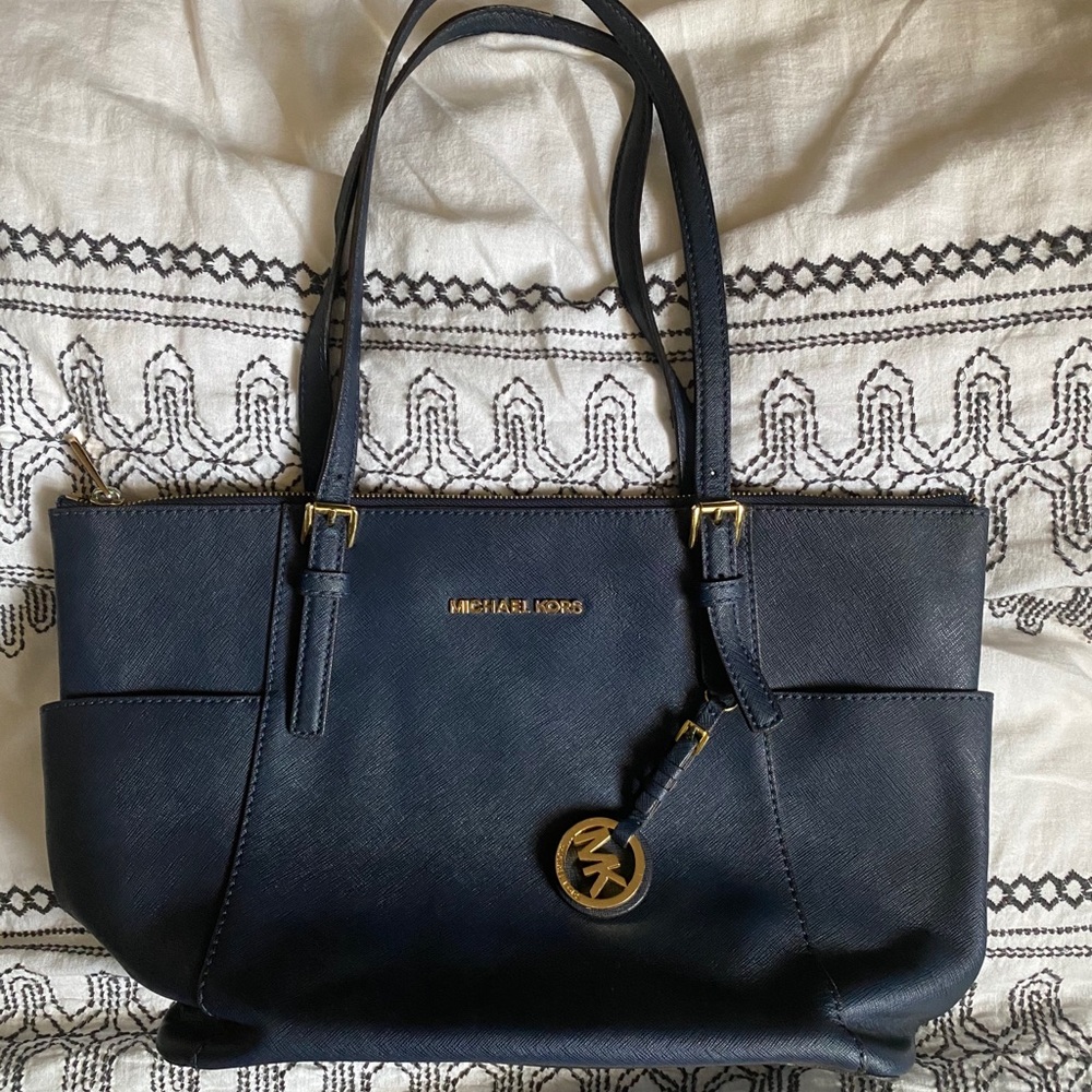 Navy Michael Kors Jet Set Leather Tote
